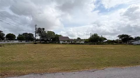 11837 Mallard Dr, Corpus Christi, TX 78410