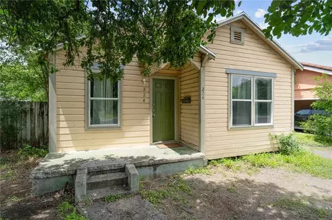 224 W Santa Gertrudis St, Kingsville, TX 78363