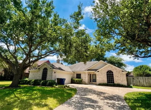 7674 Dallas St, Corpus Christi, TX 78413