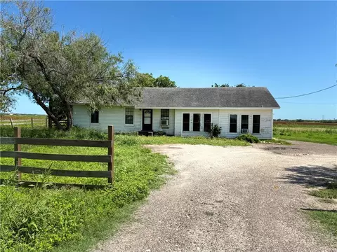466 S County Road 307, Orange Grove, TX 78372