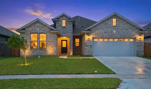 7710 Hulk Dr, Corpus Christi, TX 78414