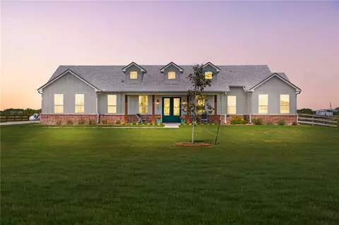 1363 Saltgrass Dr, Taft, TX 78390