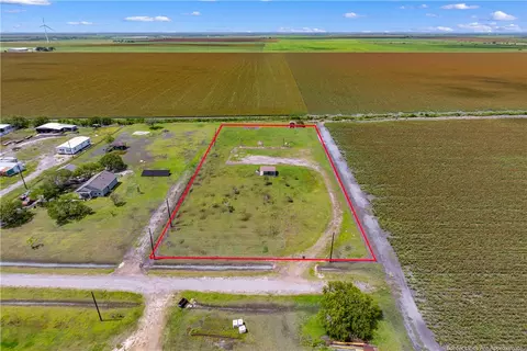5460 County Road 1414, Portland, TX 78390