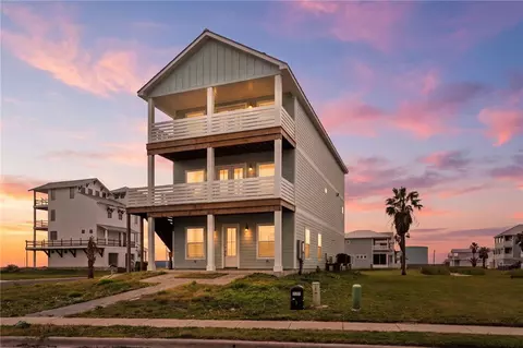 8118 Beach Break Dr, Corpus Christi, TX 78418