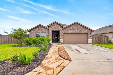 1294 Carnaby St, Corpus Christi, TX 78415