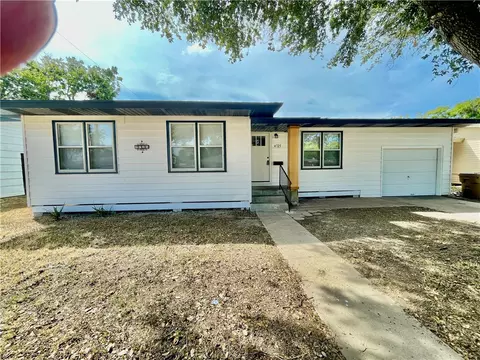 4725 Jean St, Corpus Christi, TX 78411
