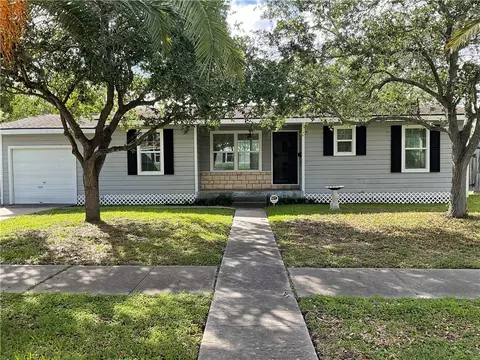 4940 Mokry Dr, Corpus Christi, TX 78415