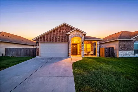 3845 Pennine Way, Corpus Christi, TX 78414