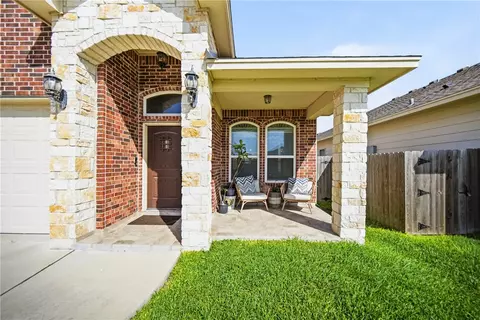 3845 Pennine Way, Corpus Christi, TX 78414
