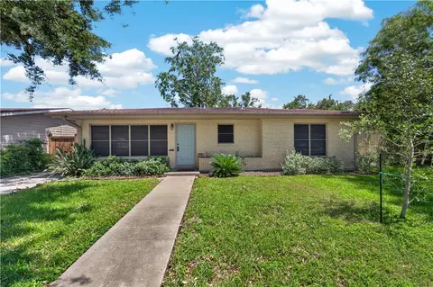 923 Grant Pl, Corpus Christi, TX 78411