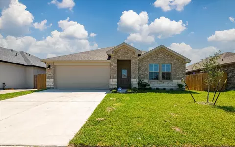 7805 Iron Man Dr, Corpus Christi, TX 78414
