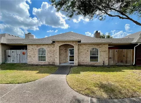 7205 Mansions Dr #V3, Corpus Christi, TX 78414