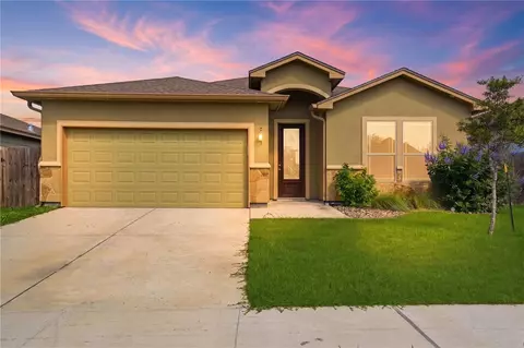 2221 Cuarzo Dr, Corpus Christi, TX 78414