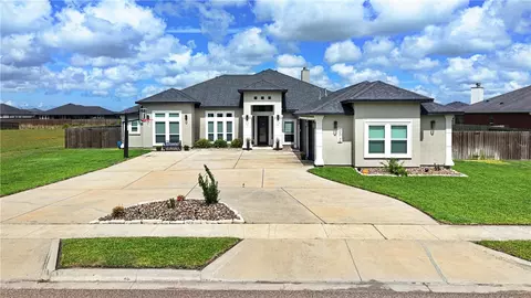 2518 Pacific Vw, Corpus Christi, TX 78415