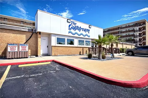 14810 Windward Dr #516, Corpus Christi, TX 78418