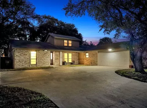 2413 Cricket Hollow St, Corpus Christi, TX 78414