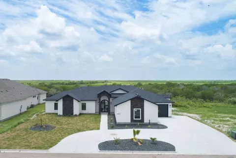 4025 Ranch Lake Dr, Corpus Christi, TX 78413