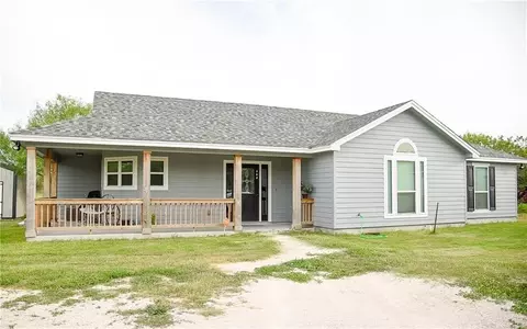 362 County Road 138, Alice, TX 78332