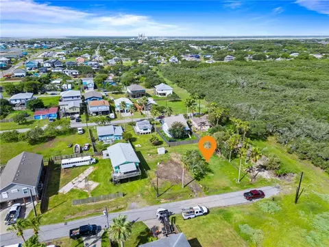 229 Riverdale Dr, Corpus Christi, TX 78418