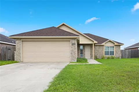 2104 Margaret Ln, Kingsville, TX 78363