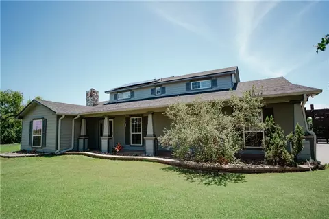 6971 Buddy Ganem Dr, Portland, TX 78374