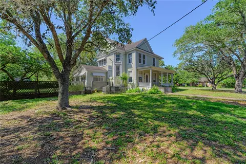 Other - 711 E Lott St, Beeville, TX 78102 photo 6 of 12