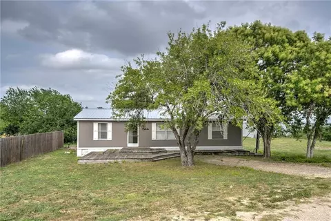 114 Ranger Dr, Sandia, TX 78383