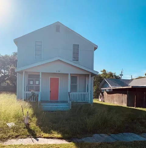 138 S Houston, Aransas Pass, TX 78336