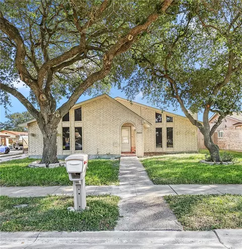 7405 Convair Dr, Corpus Christi, TX 78412