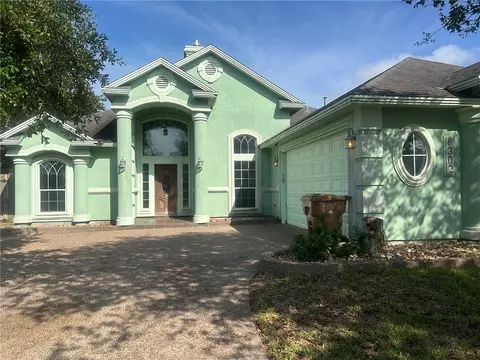 8302 Serenity Cir, Corpus Christi, TX 78414