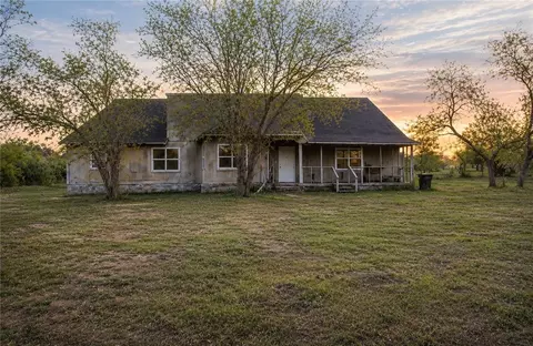 244 N County Road 1032, Kingsville, TX 78363
