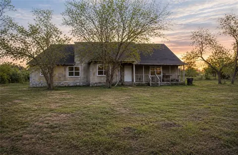 244 N County Road 1032, Kingsville, TX 78363