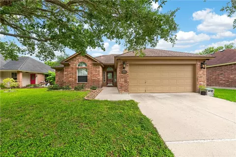 7802 Jim Wells Dr, Corpus Christi, TX 78413