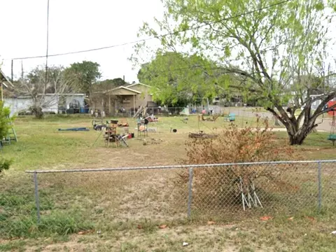 221 N 29th Ave, Edinburg, TX 78542