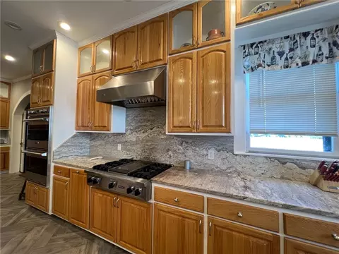 Kitchen - 909 Power St, Refugio, TX 78377 photo 2 of 6