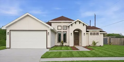 1504 Lewis St, Kingsville, TX 78363
