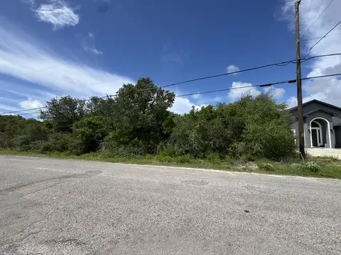1755 Mooney Ln, Ingleside, TX 78362