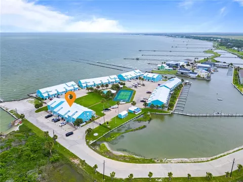 2292 N Fulton Beach Rd #704, Rockport, TX 78382
