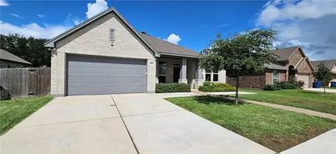 412 Gulfton Dr, Portland, TX 78374