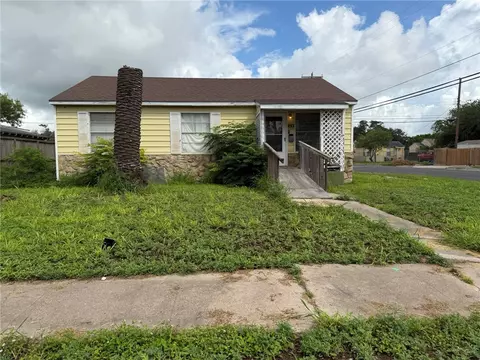 4801 Odem Dr, Corpus Christi, TX 78415