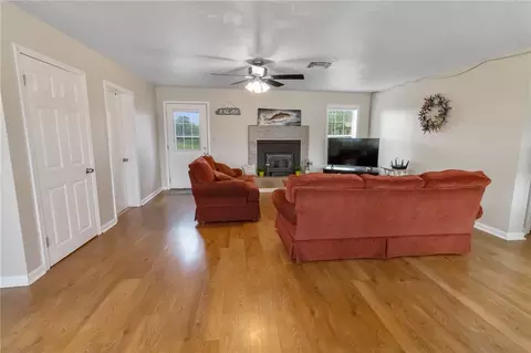 Living - 286 Mystic Dr, Mathis, TX 78368 photo 2 of 2