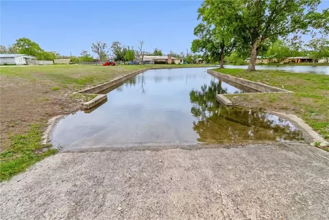 Exterior - 286 Mystic Dr, Mathis, TX 78368 photo 3 of 13