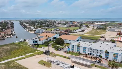 14300 S Padre Island Dr #136, Corpus Christi, TX 78418