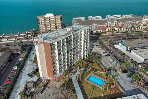 4600 Ocean Dr #307, Corpus Christi, TX 78412