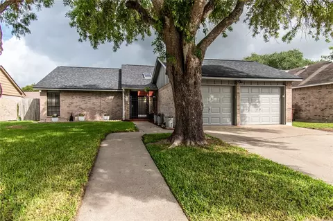 3245 Hampton St, Corpus Christi, TX 78414