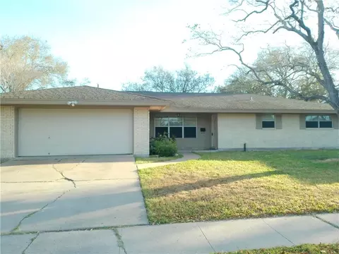 4610 Donegal Dr, Corpus Christi, TX 78413
