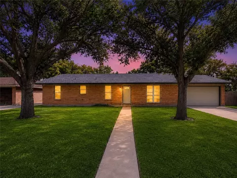 10741 Larkwood St, Corpus Christi, TX 78410