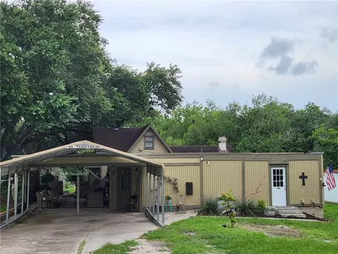 234 Vista Dr, Sandia, TX 78383