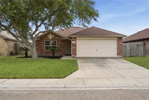 1511 Oak Lndg, Aransas Pass, TX 78336