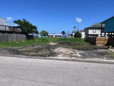 4030 Summit Dr, Corpus Christi, TX 78418